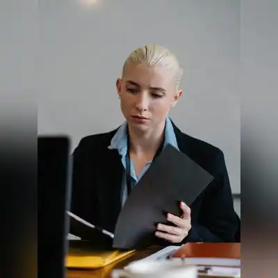 贝柏娜